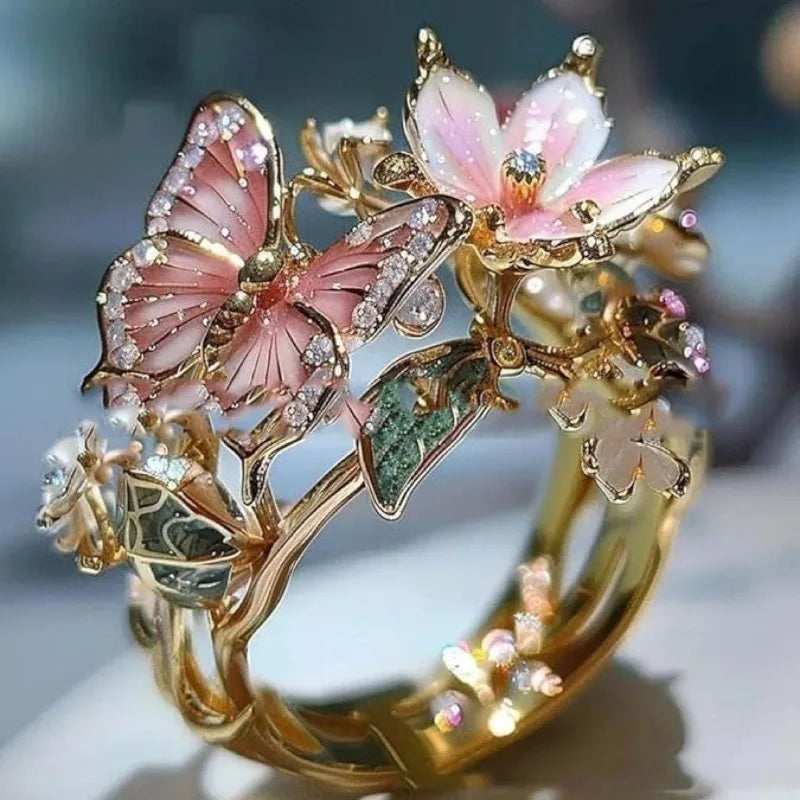 New jewelry rings, butterfly boutique decorations, fashionable jewelry gifts